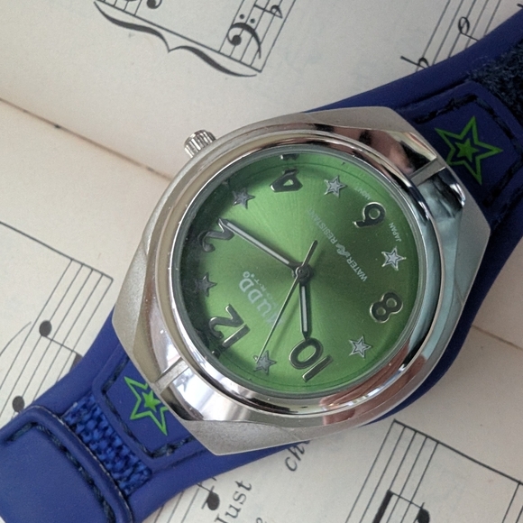 Mudd Sport Blue and Green Watch With Velcro Strap - Picture 7 of 11